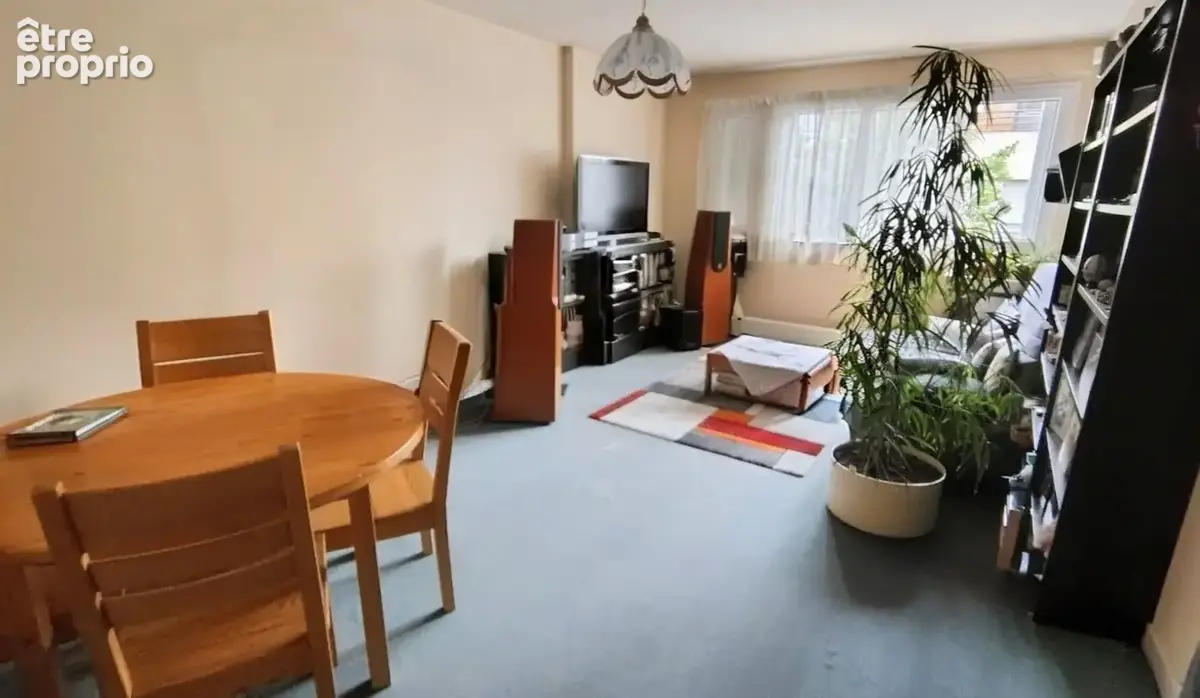 Appartement à SURESNES