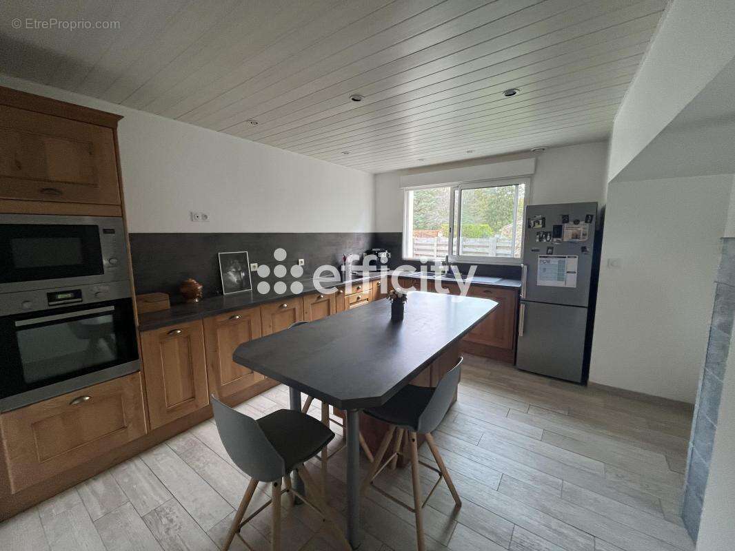 Maison à SAINTE-HERMINE