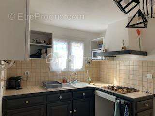 A saisir Ensemble immobilier de rapport avec terrain de 16300 m² - photo 9