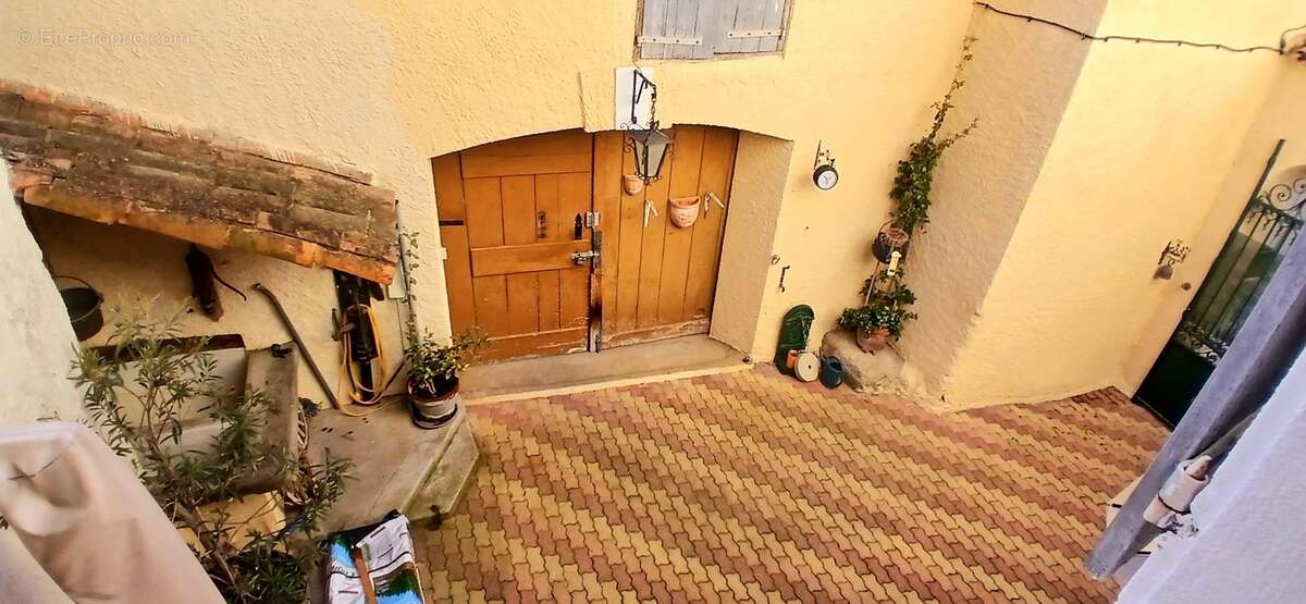 Maison à LA REDORTE