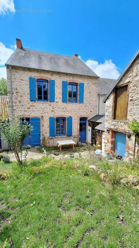 Maison avec jardin et garage à St. Maurice près Pionsat - photo 33