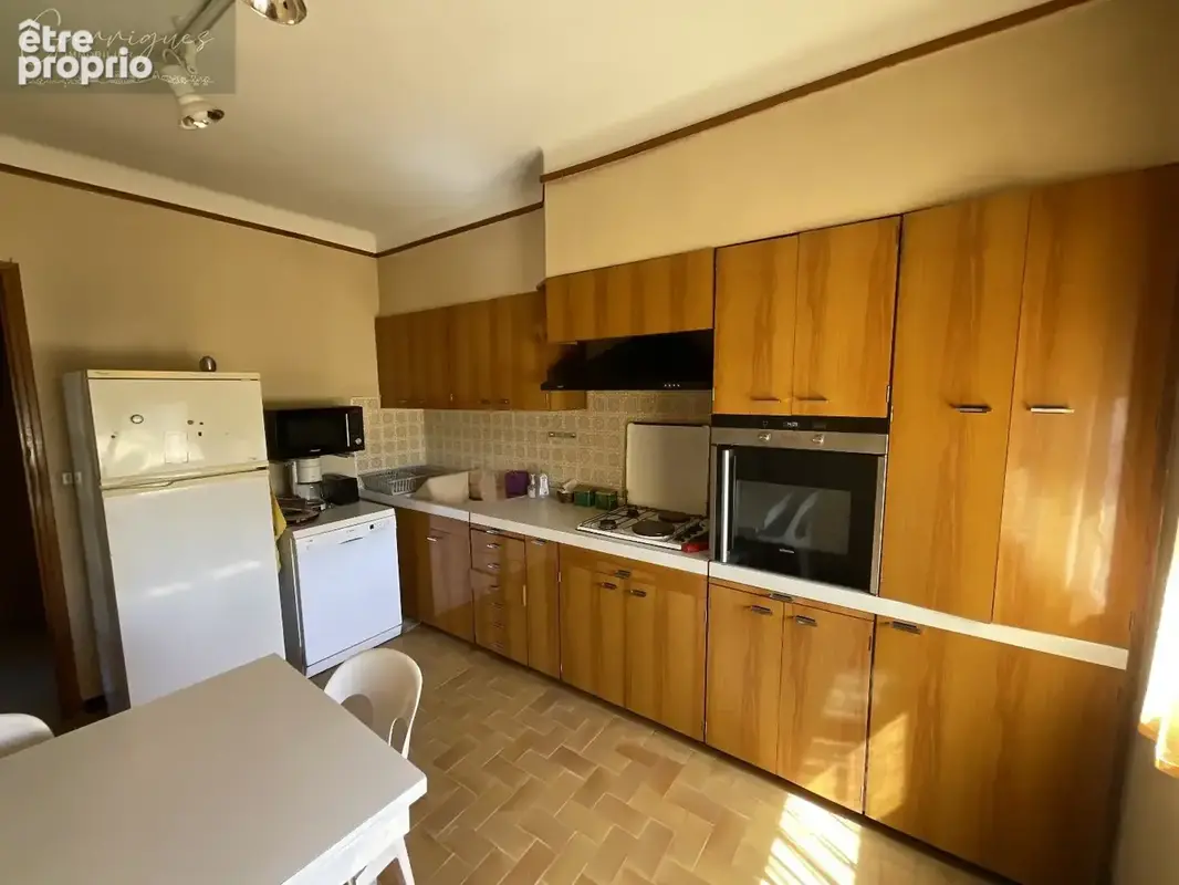 Milhaud, villa 6 pièces. - photo 3