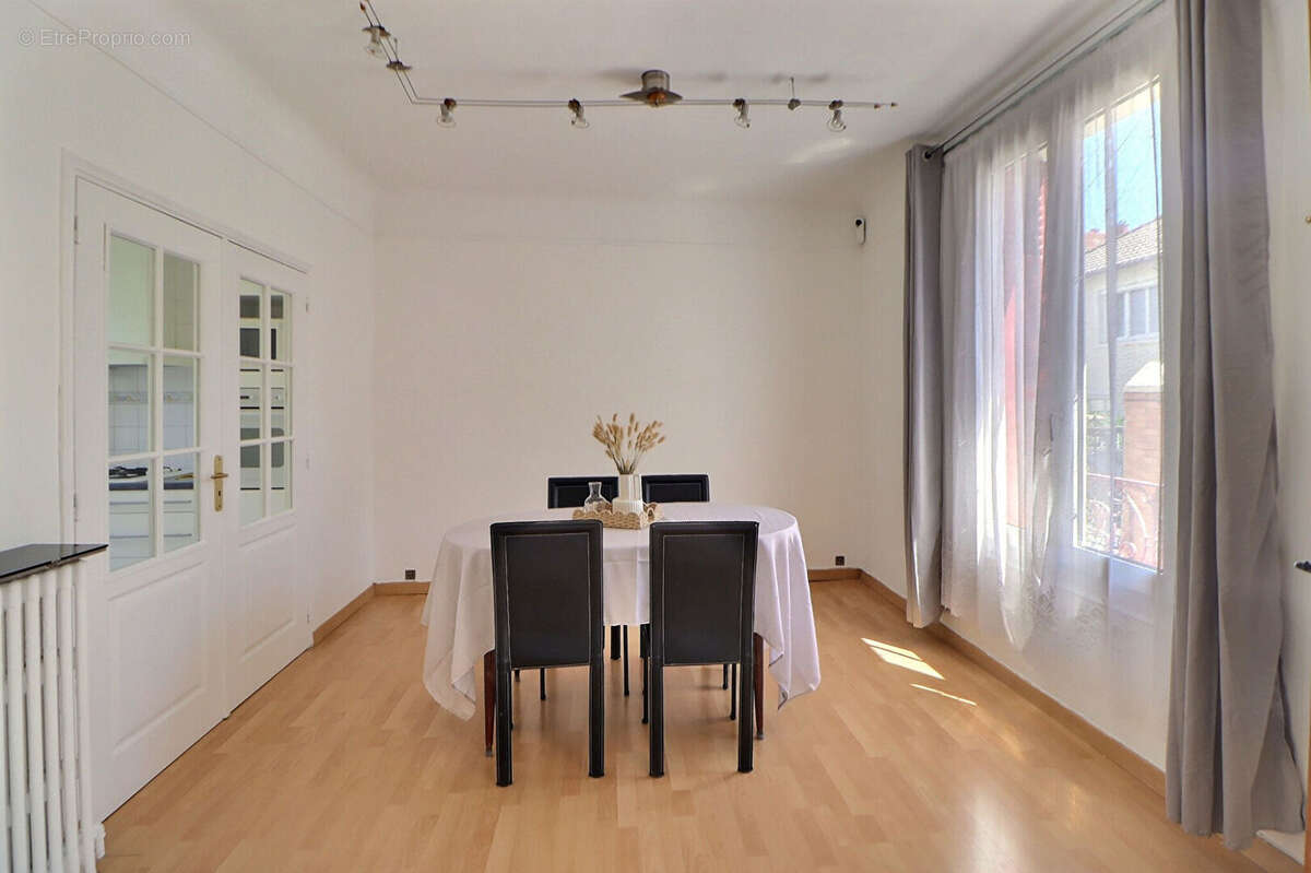 Maison à NOISY-LE-SEC