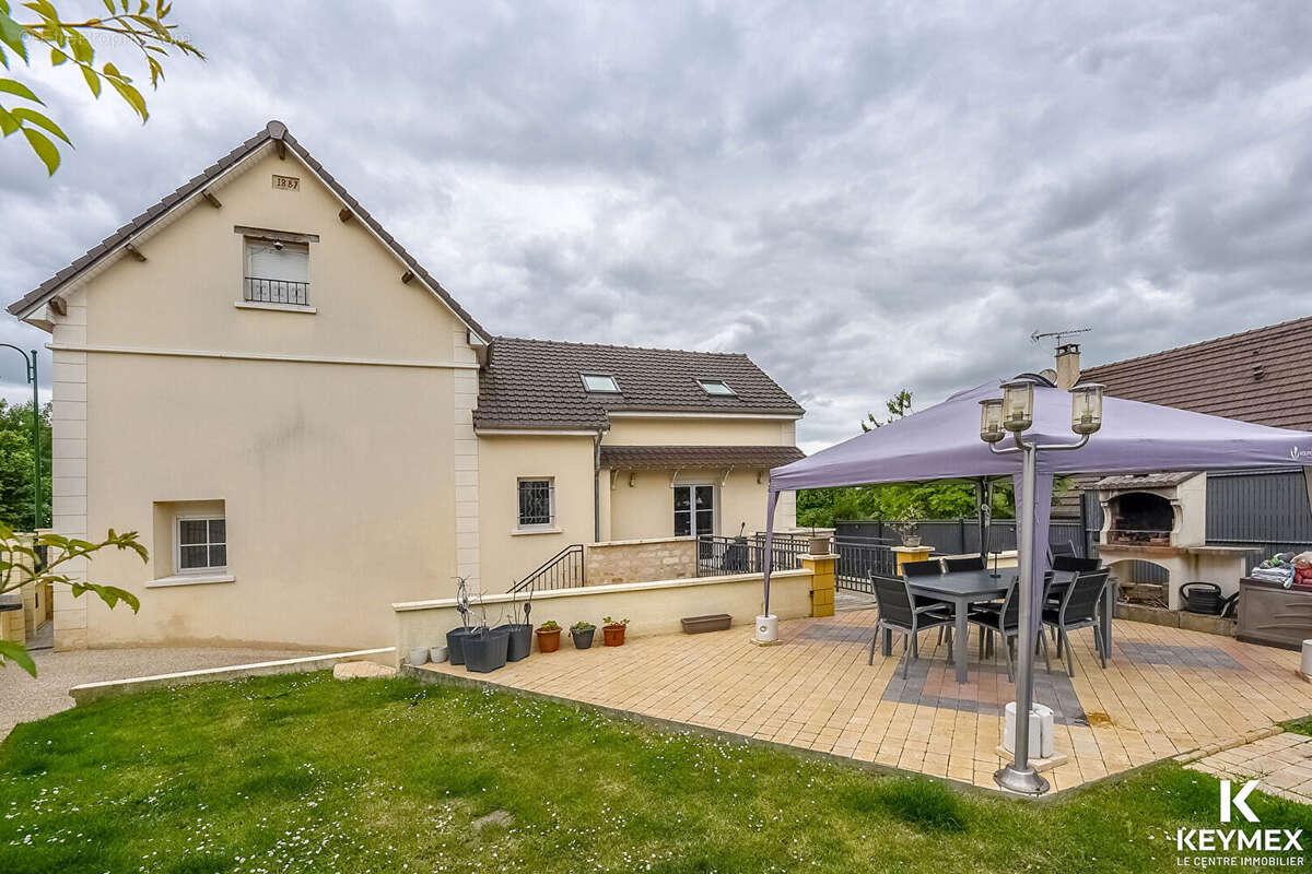 Maison à AMBLAINVILLE