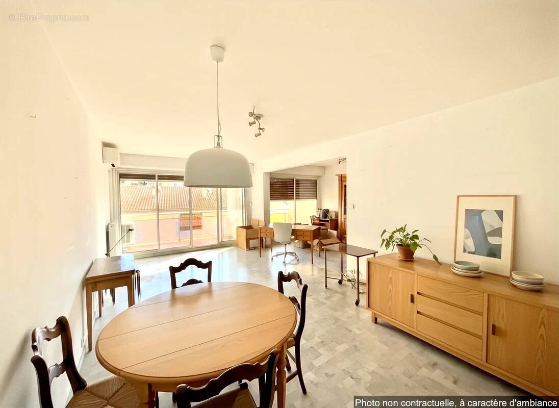 Appartement à HYERES