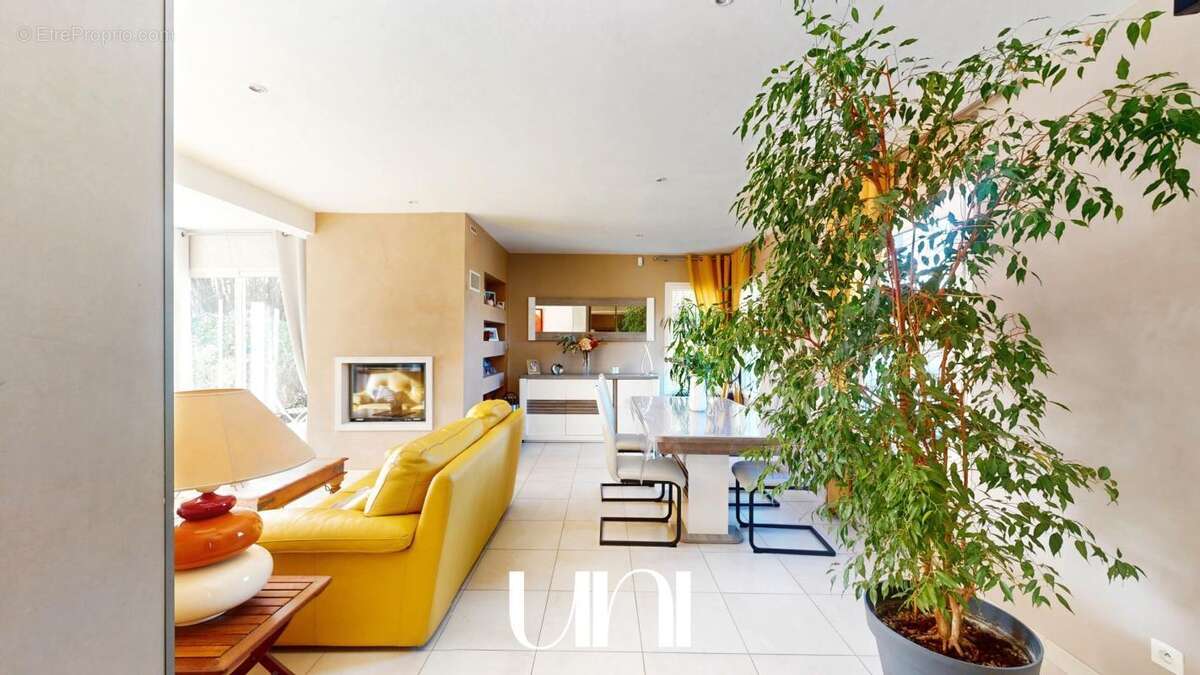 Maison familiale 185m2 7 pièces sur 731m2 de parcelle Thaon - photo 6