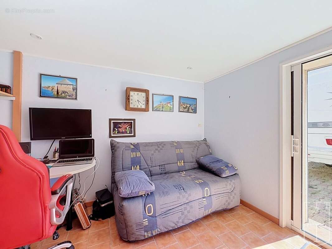 Ruoms centre - photo 21