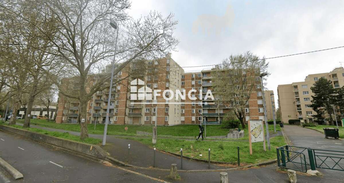Appartement à BOISSY-SAINT-LEGER