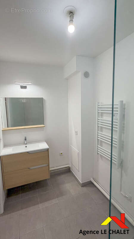 Appartement à VILLENEUVE-LE-ROI