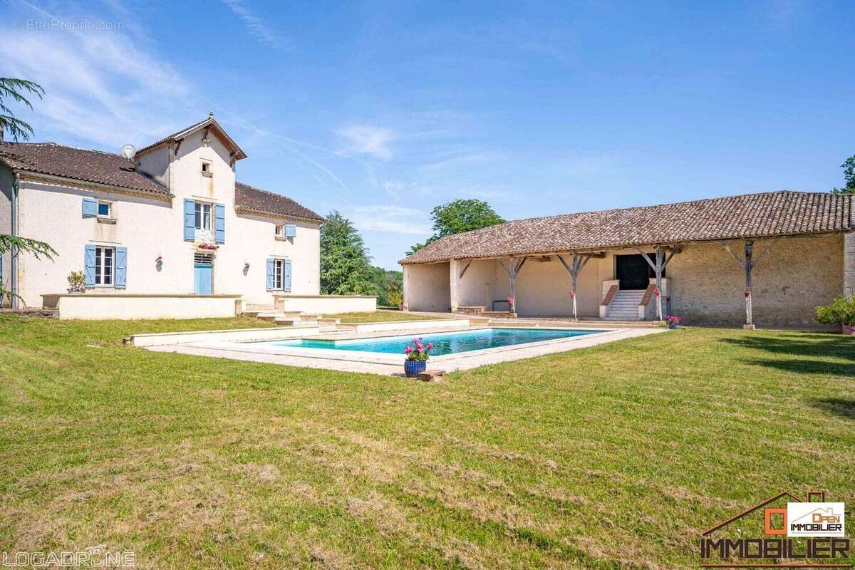 Maison 300 m² à Clermont-Soubiran  - photo 5