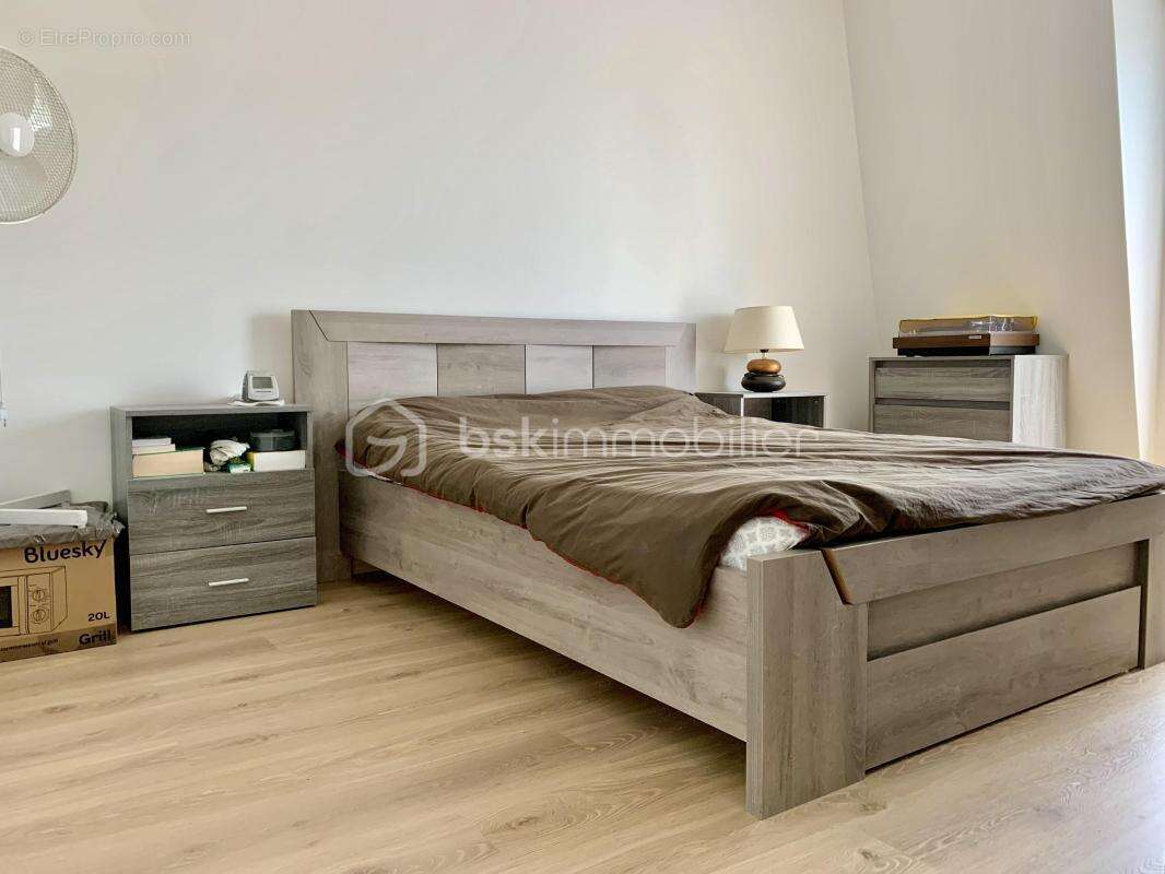 Appartement à SAINTE-GENEVIEVE-DES-BOIS