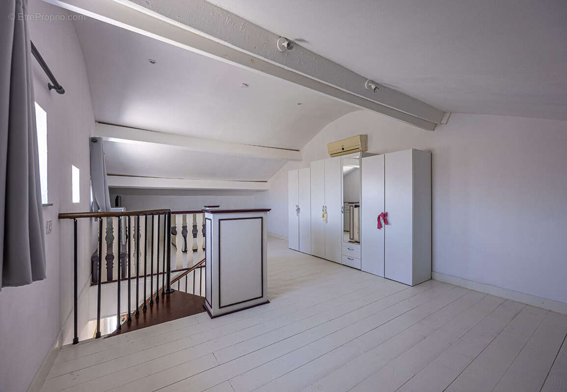 Maison à SAINT-GEORGES-DE-DIDONNE