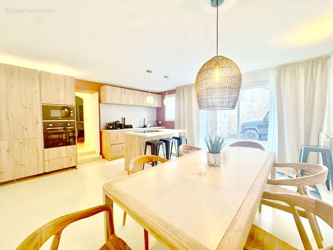 Maison à MARSEILLE-7E