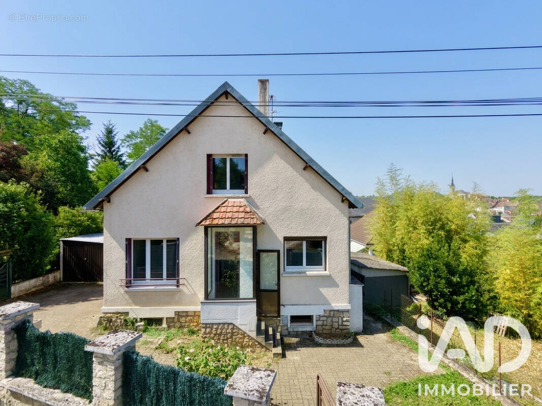 Maison 85 m² à Chatillon-Sur-Loire  - photo 1