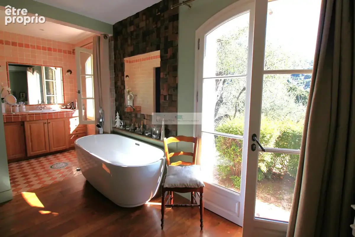 Belle Bastide de 195 m² avec piscine sur 3893 m² de terrain - photo 16