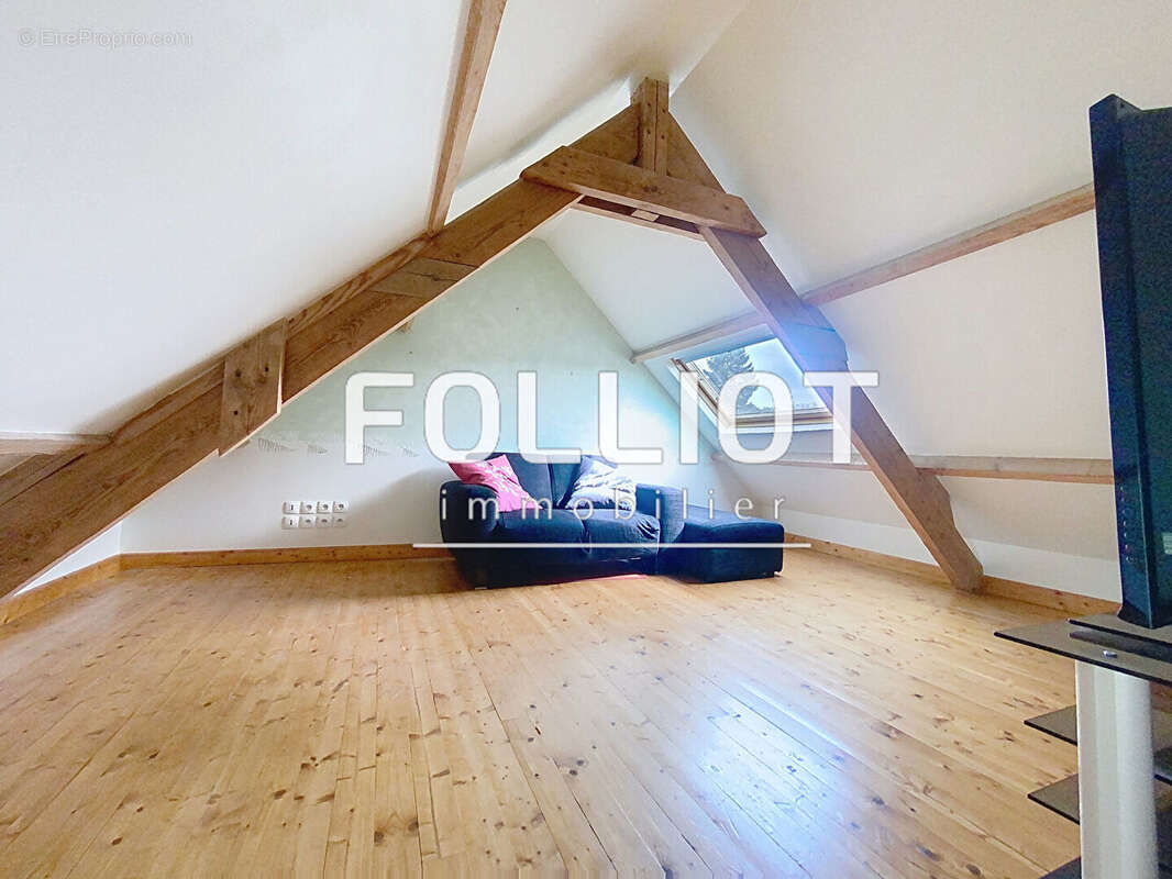 A vendre aux portes de la Suisse Normande Maison en pierre proche Forêt de Grimbosq - photo 10