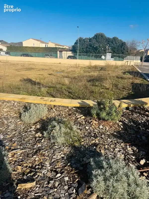 Terrain 300 m² à vendre à Peyrolles-En-Provence (13860) - photo 2