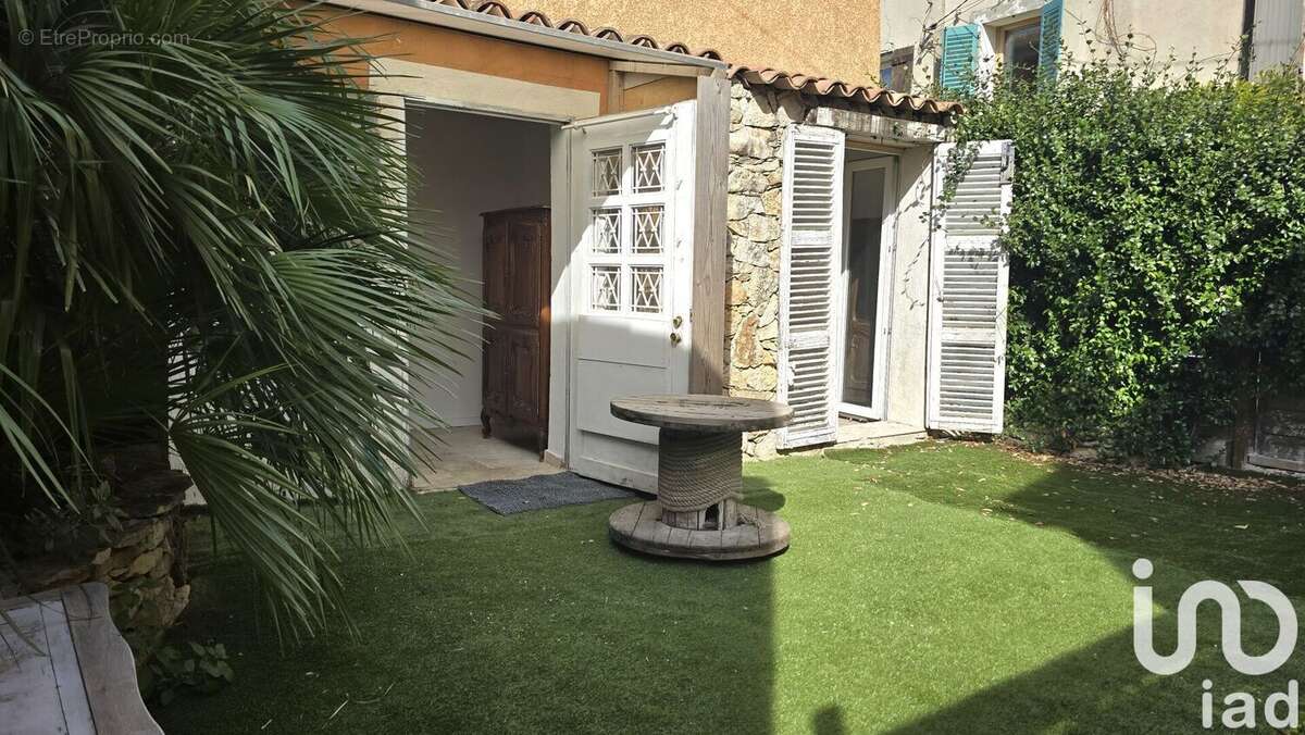 Photo 2 - Maison à LA BOUILLADISSE