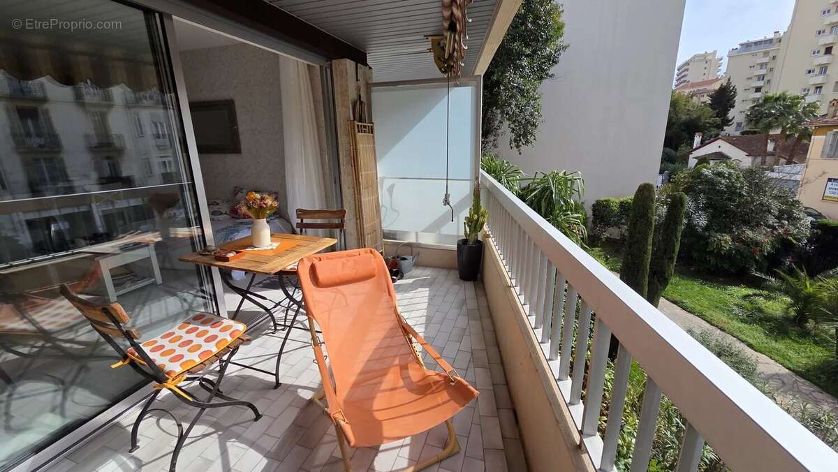 Appartement à CANNES