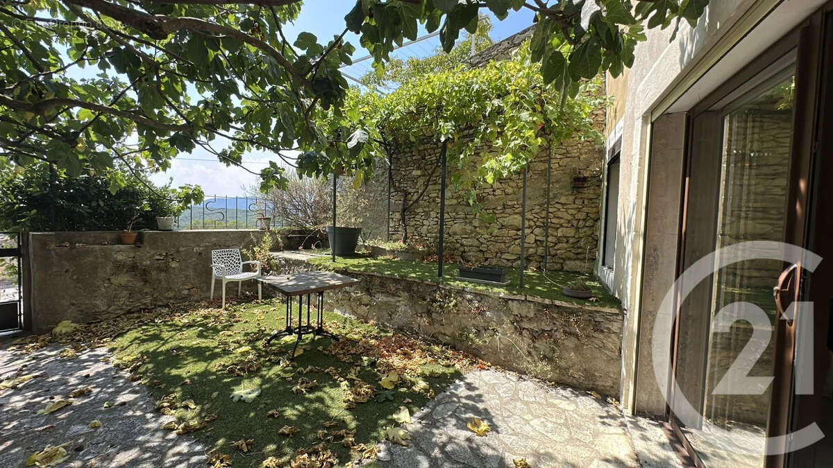 Maison 148 m² à Lussan  - photo 2