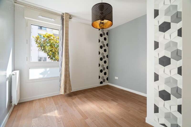 Appartement à ISSY-LES-MOULINEAUX