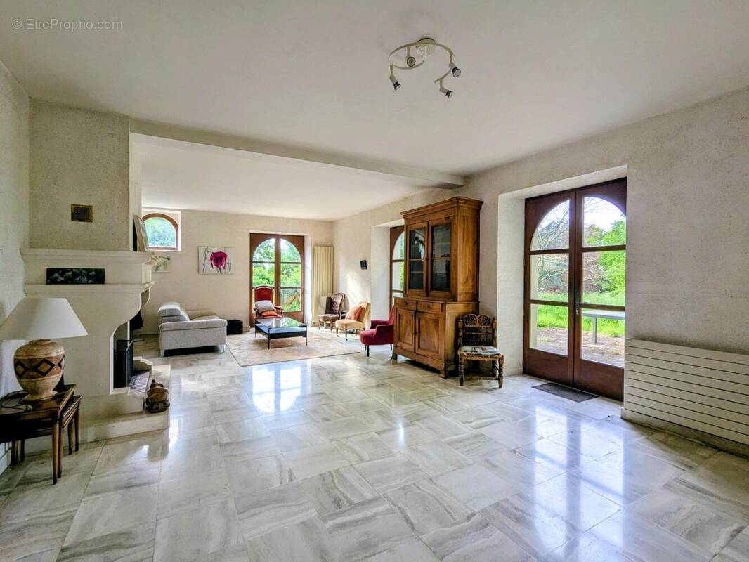 Photo 1 - Maison à LA CHAPELLE-SUR-ERDRE