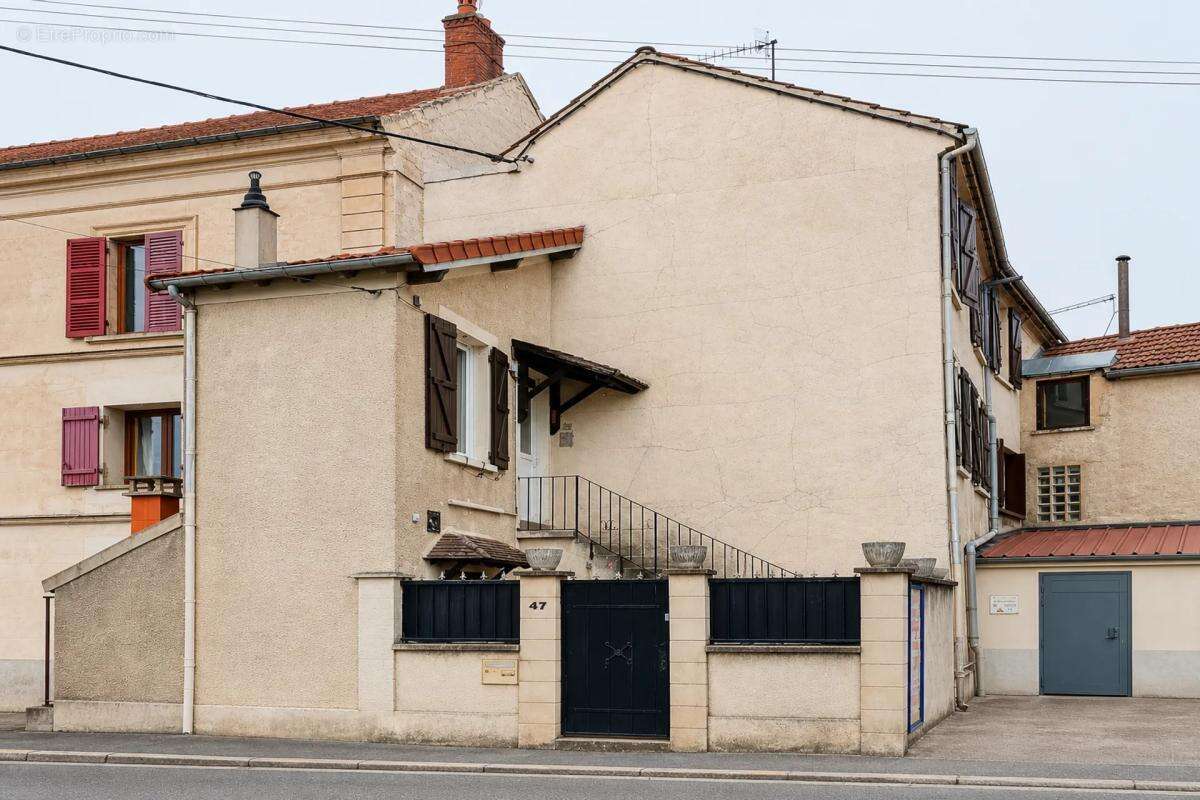 Charmante maison 5 pièces, jardin à Crouttes-sur-Marne - photo 8