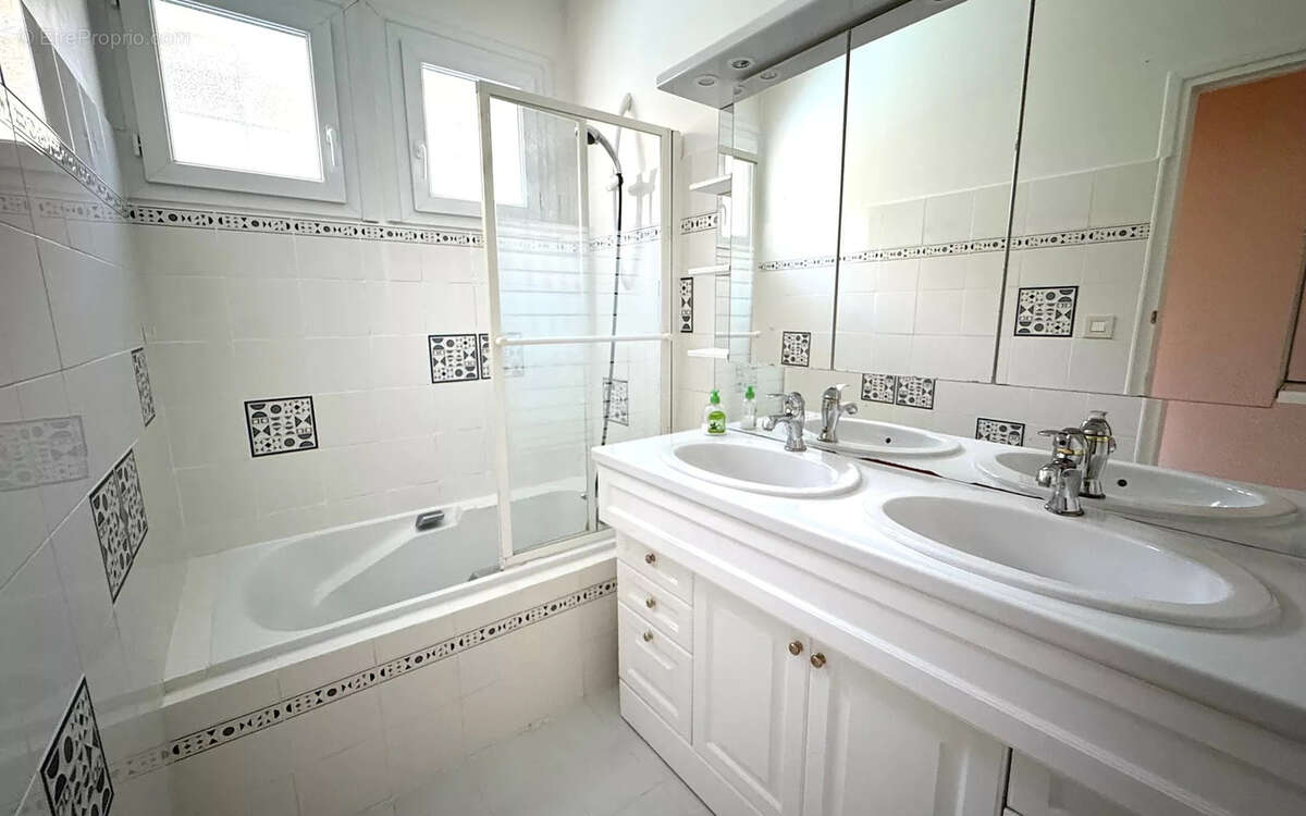 Maison à RAMONVILLE-SAINT-AGNE