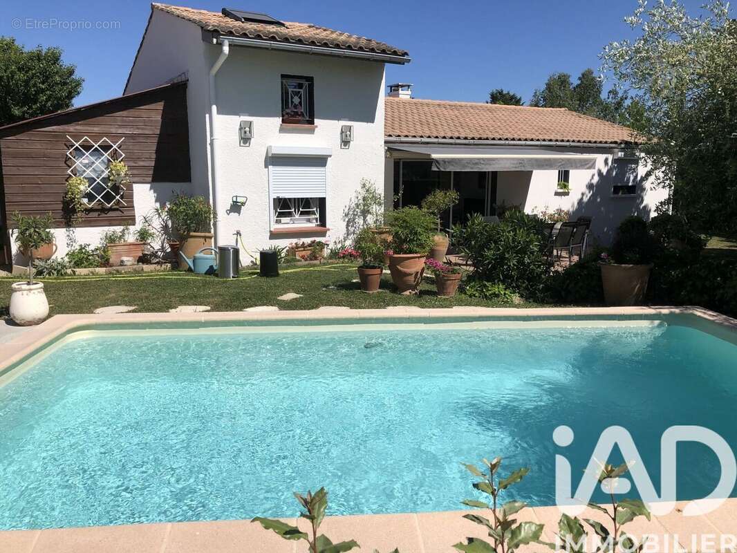 Maison 131 m² à Garidech  - photo 2