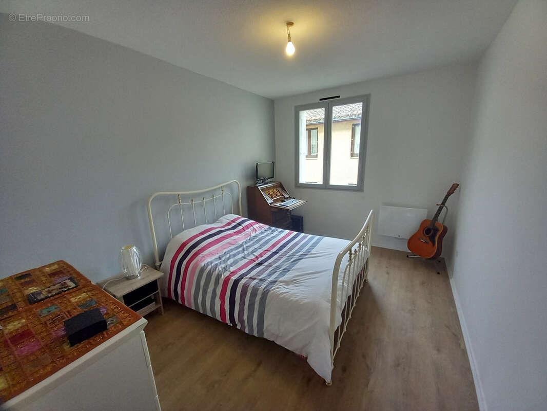 Appartement à FUMEL