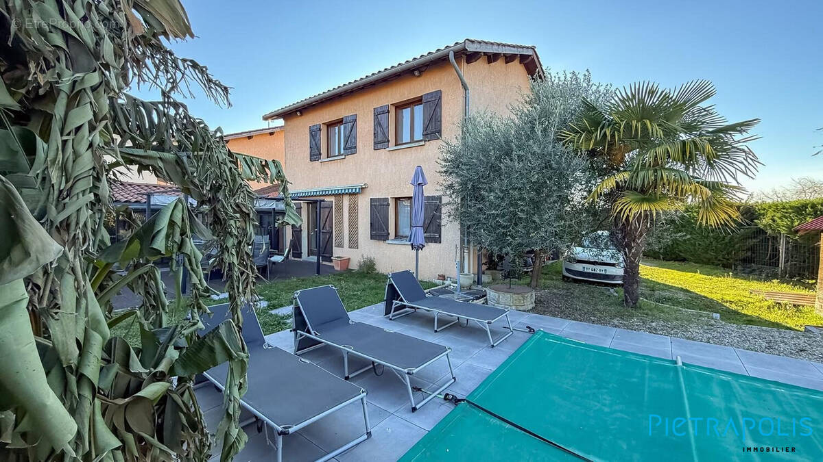 Maison à SAINT-DIDIER-DE-FORMANS