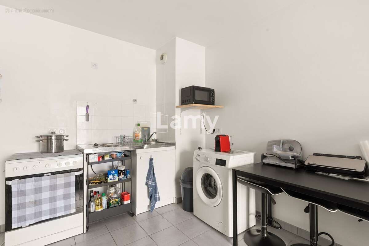 Appartement à DECINES-CHARPIEU