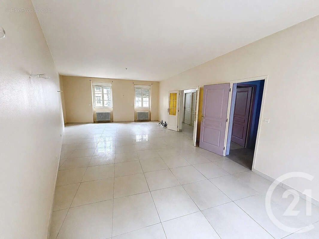 Maison 155 m² à Mareuil-Le-Port  - photo 4