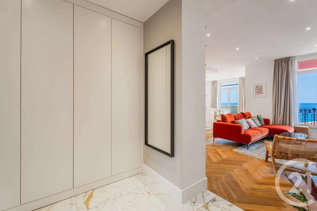 Appartement 87 m² à Menton  - photo 3