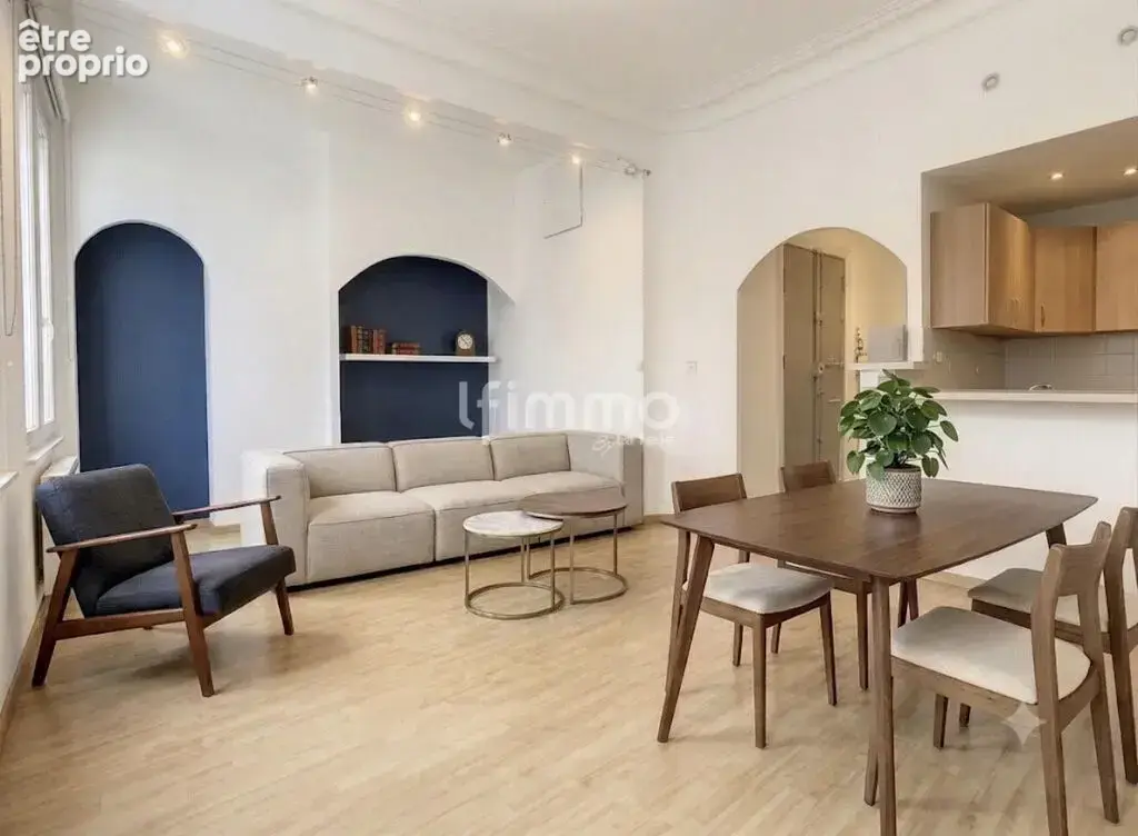 Appartement à MARSEILLE-1E