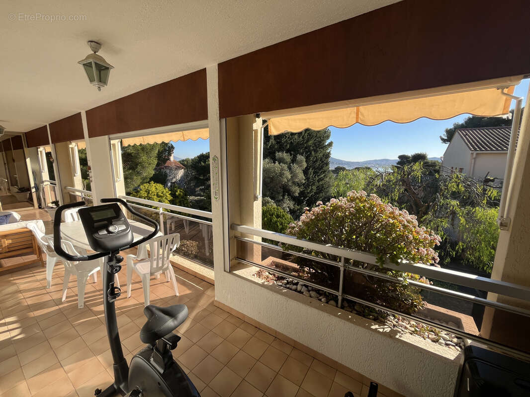 Appartement à SANARY-SUR-MER