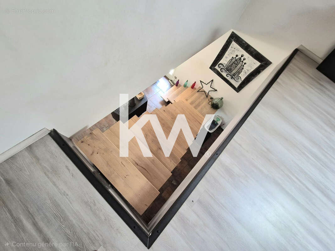 Maison 148 m² à La Chapelle-D'aurec  - photo 6