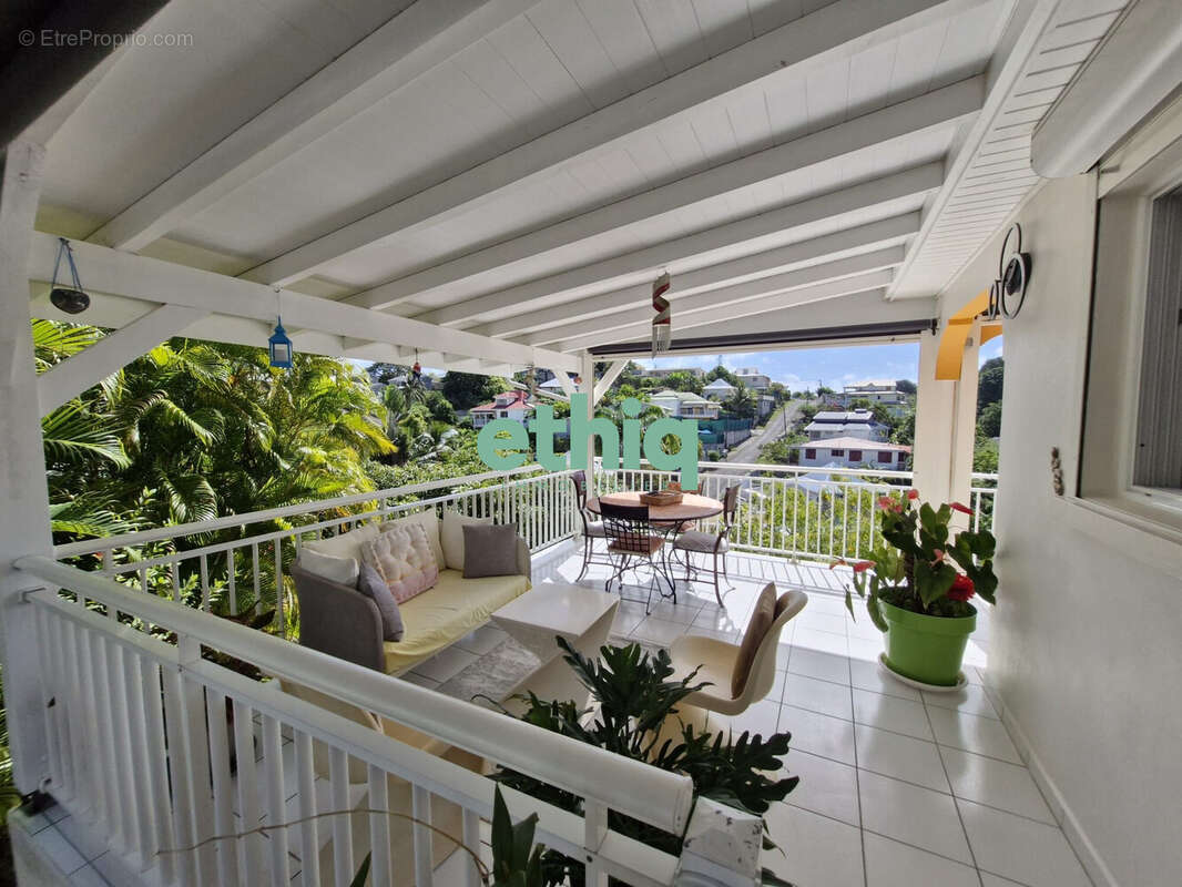 Maison à SAINTE-ANNE