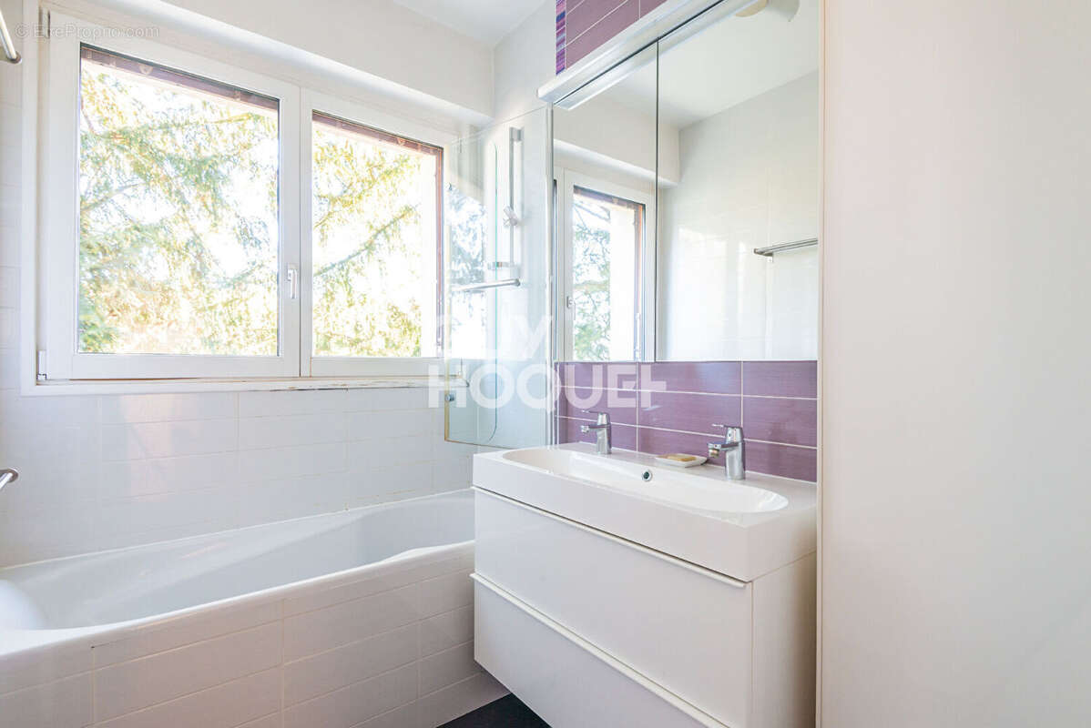 Appartement à BOUGIVAL