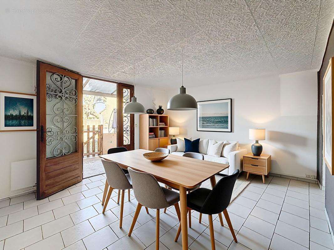 Appartement à TERNAY