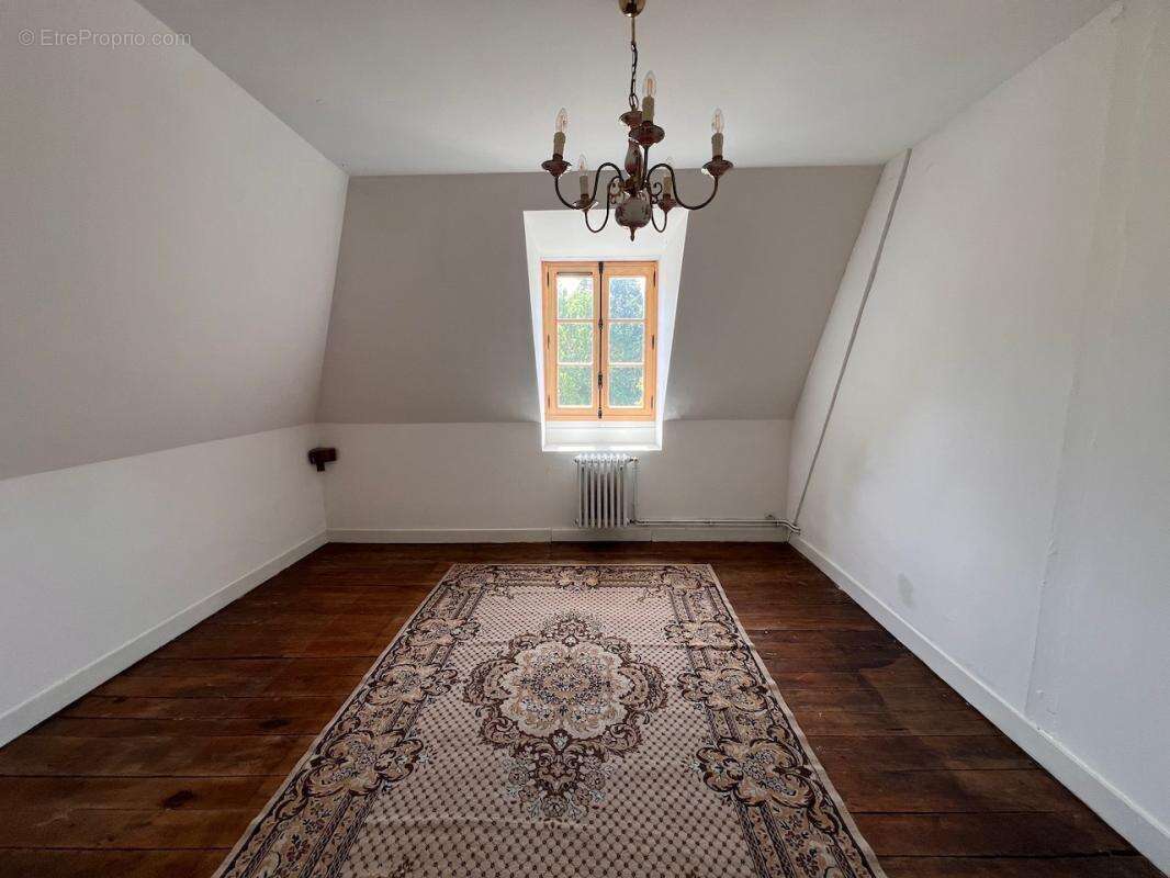 Maison de Maître rénovée de 5 chambres avec piscine et garag - photo 15