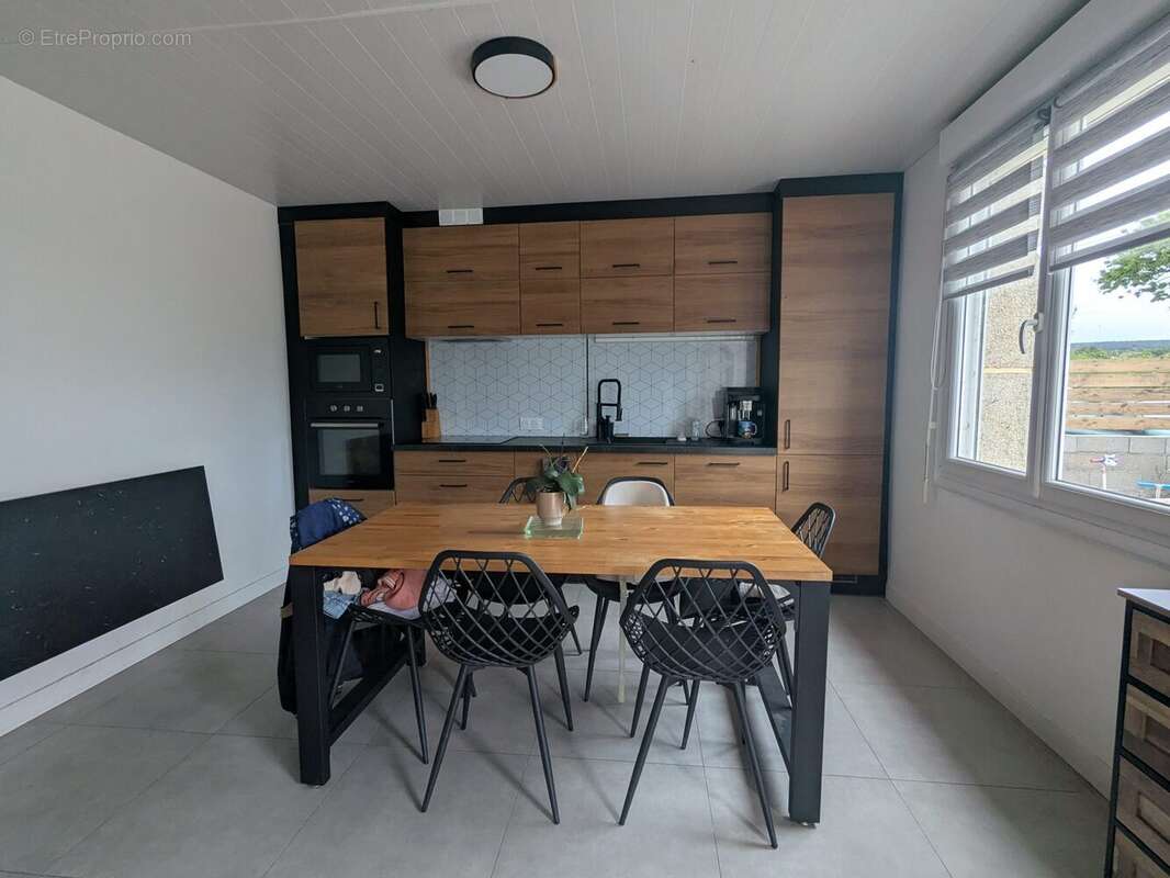 Maison à SERENT