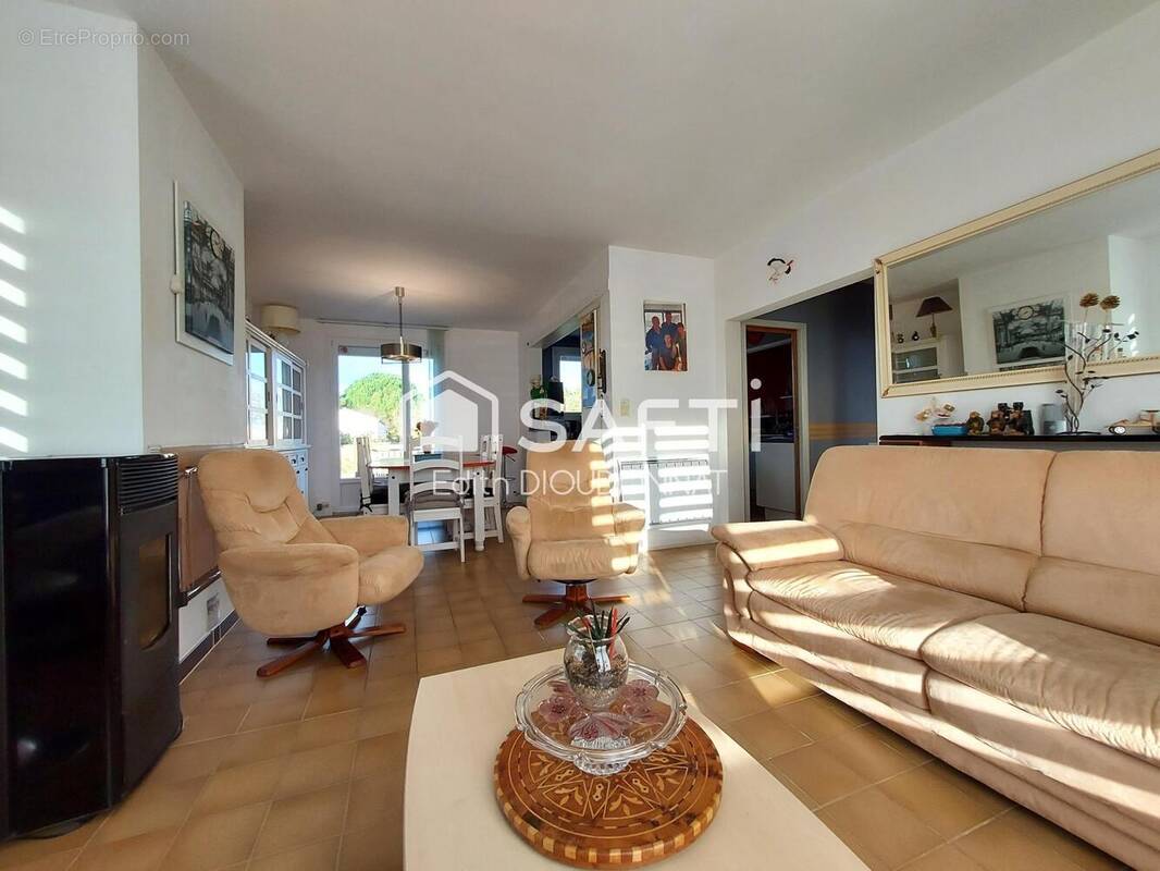 Photo 1 - Maison à ANGLES