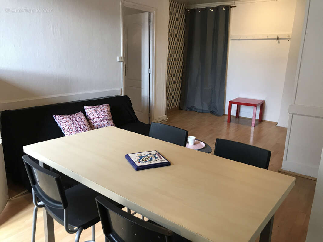 Appartement à SAINT-ETIENNE