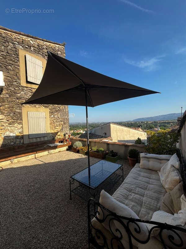 Maison de village de 160 m2  avec cour et terrasse - photo 11