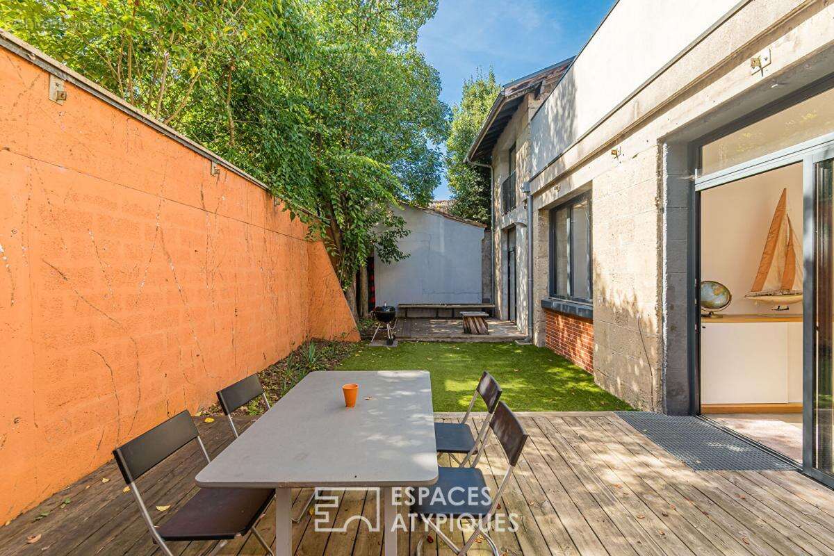 Appartement à BORDEAUX