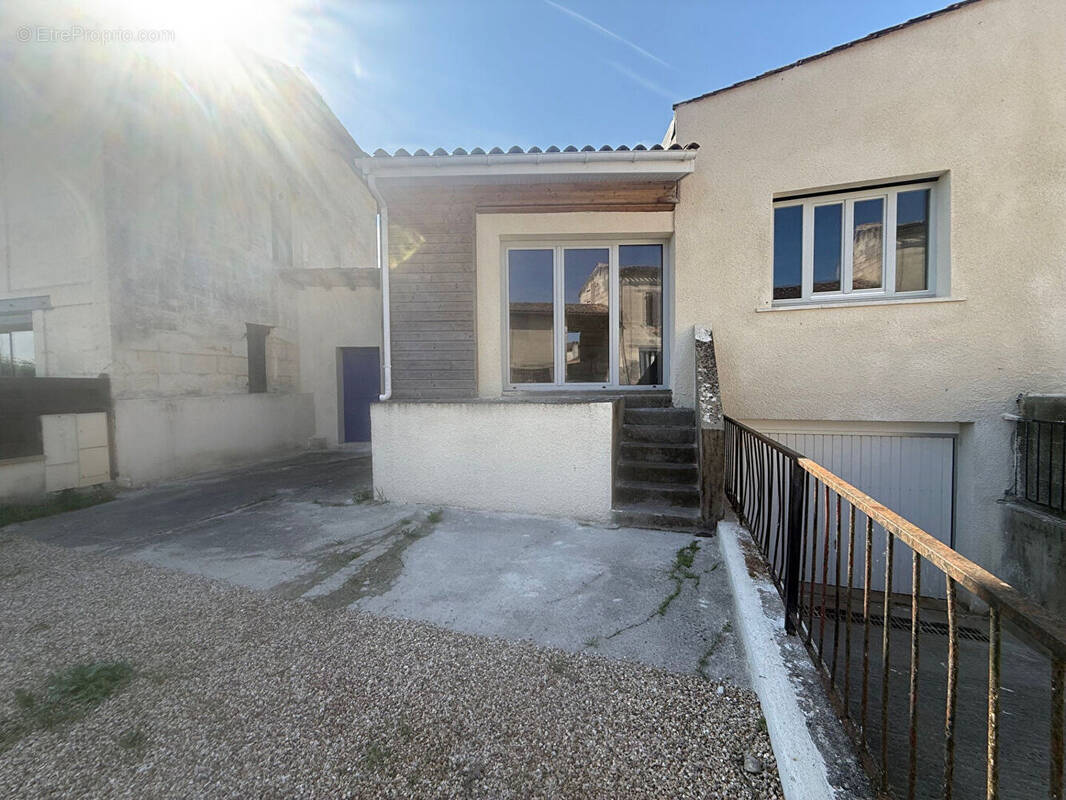 Appartement à GALGON