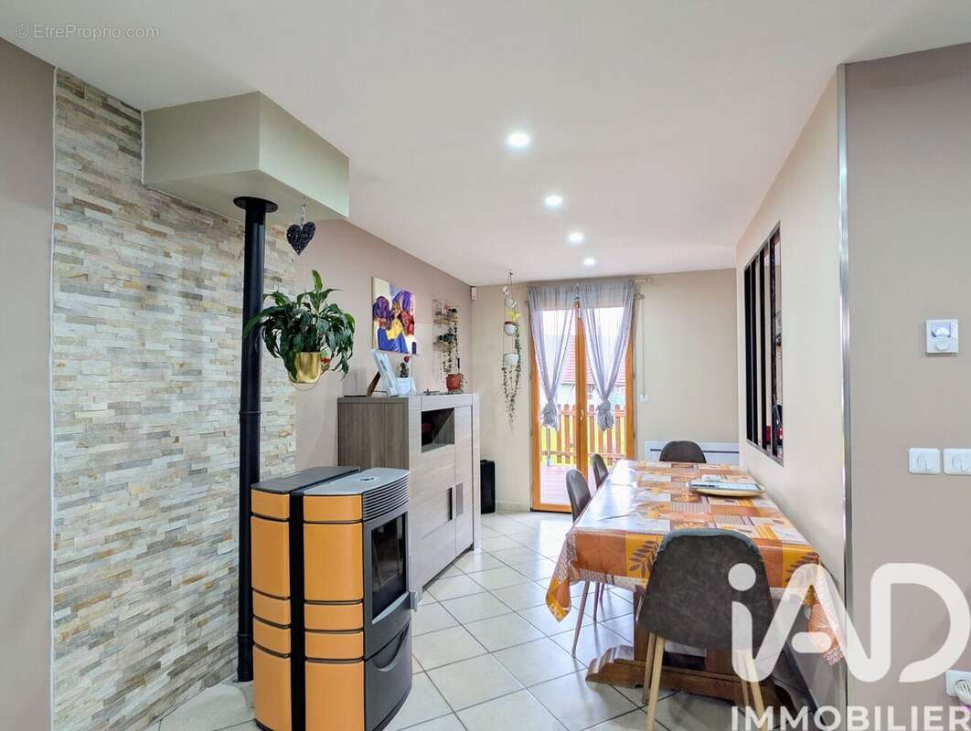 Photo 5 - Maison à ONS-EN-BRAY