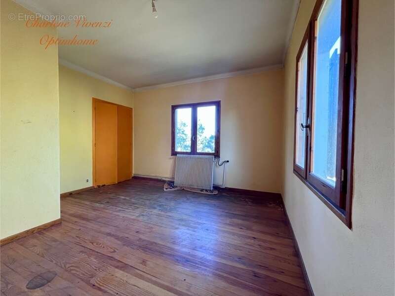 Maison à SAINT-PIERRE-DELS-FORCATS