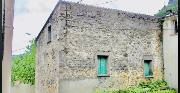 Maison à SALVEZINES